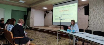 Начальник відділу освіти провів підсумкову нараду 10