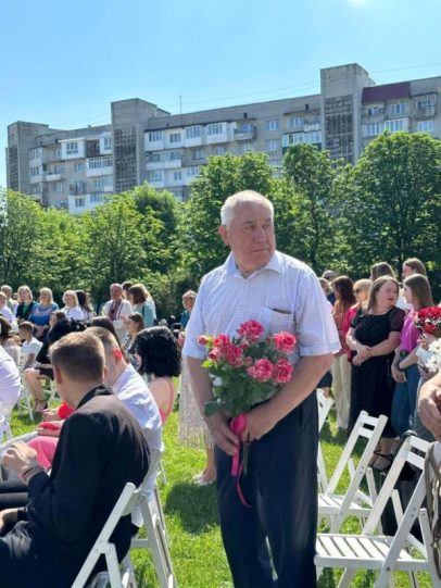 Урочистості з нагоди вручення свідоцтв 28