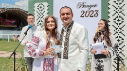 Урочистості з нагоди вручення свідоцтв 47