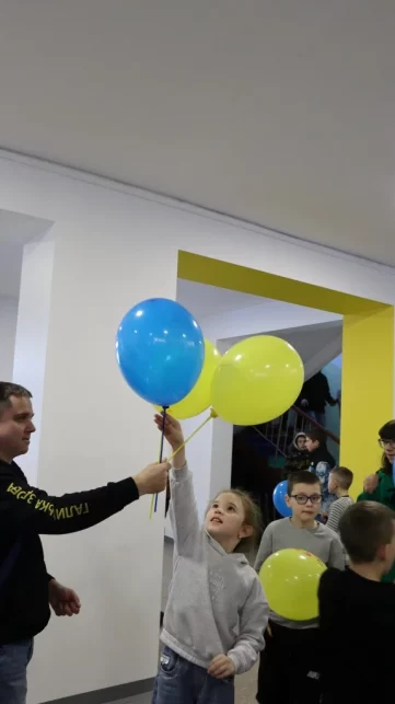 У Новояворівській школі відкрили новий затишний простір 11