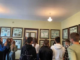 Освітній проєкт з розвитку управлінських навиків для підлітків 14