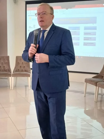 Освітня Академія для керівників органів управління освітою 4